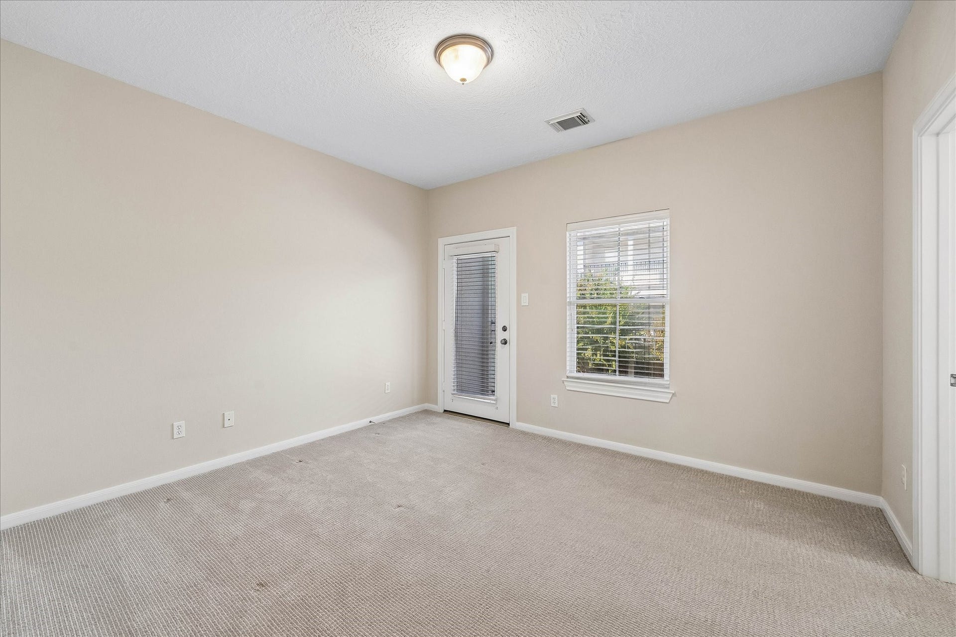 418 S Park Grove, Houston, TX 77007 Secondary bedroom