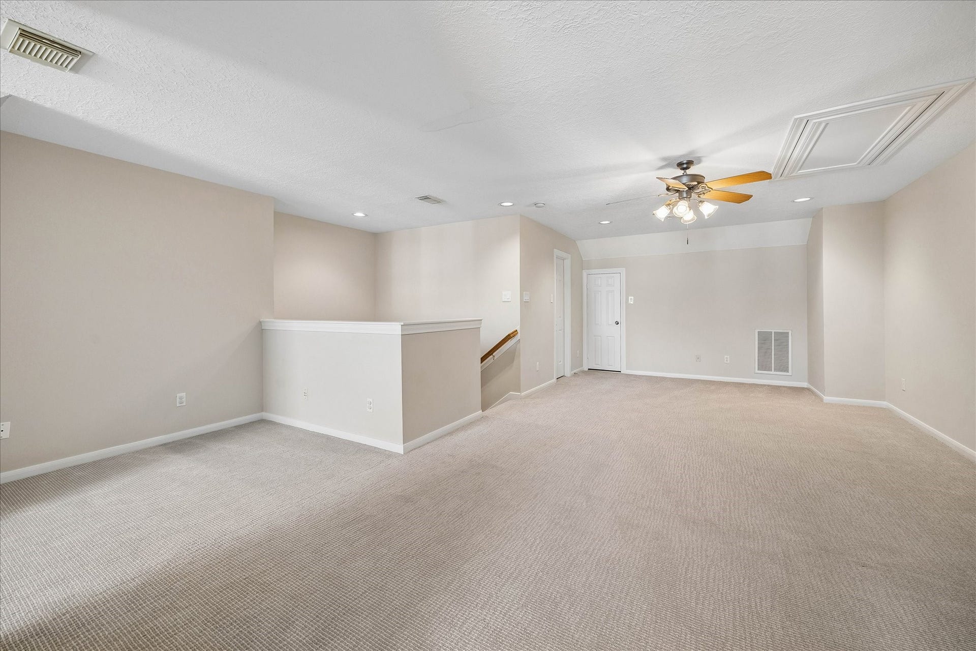 418 S Park Grove, Houston, TX 77007 Large third floor could also be a gameroom