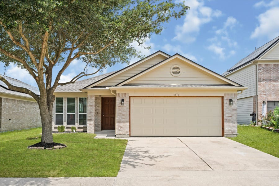 Property photo for 5010 Juniper Spring Trail, Katy, TX