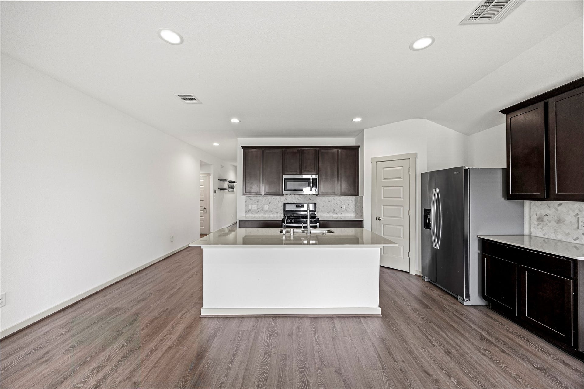 2630 Vanilla Sky Lane, Texas City, TX 77568 2630 Vanilla Sky Lane, Texas City, TX 77568