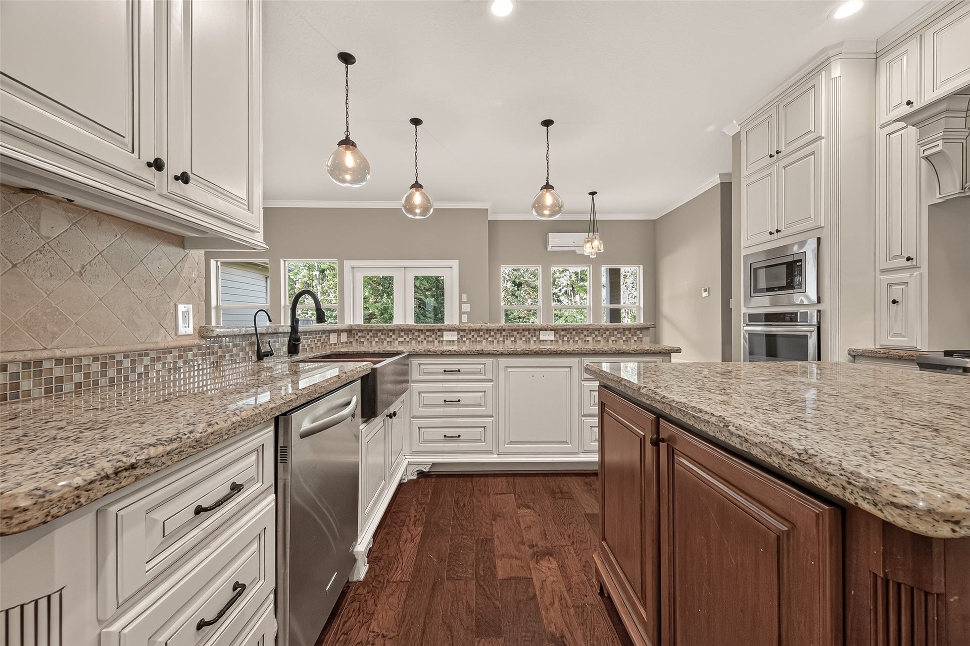 15648 Connie Lane, Montgomery, TX 77316 15648 Connie Lane, Montgomery, TX 77316