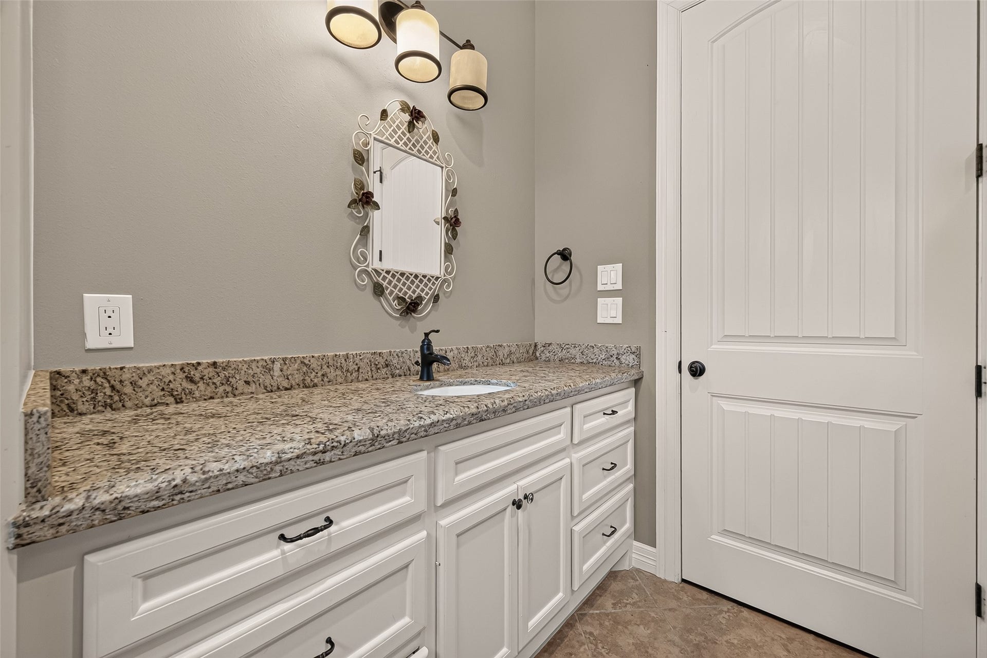 15648 Connie Lane, Montgomery, TX 77316 15648 Connie Lane, Montgomery, TX 77316