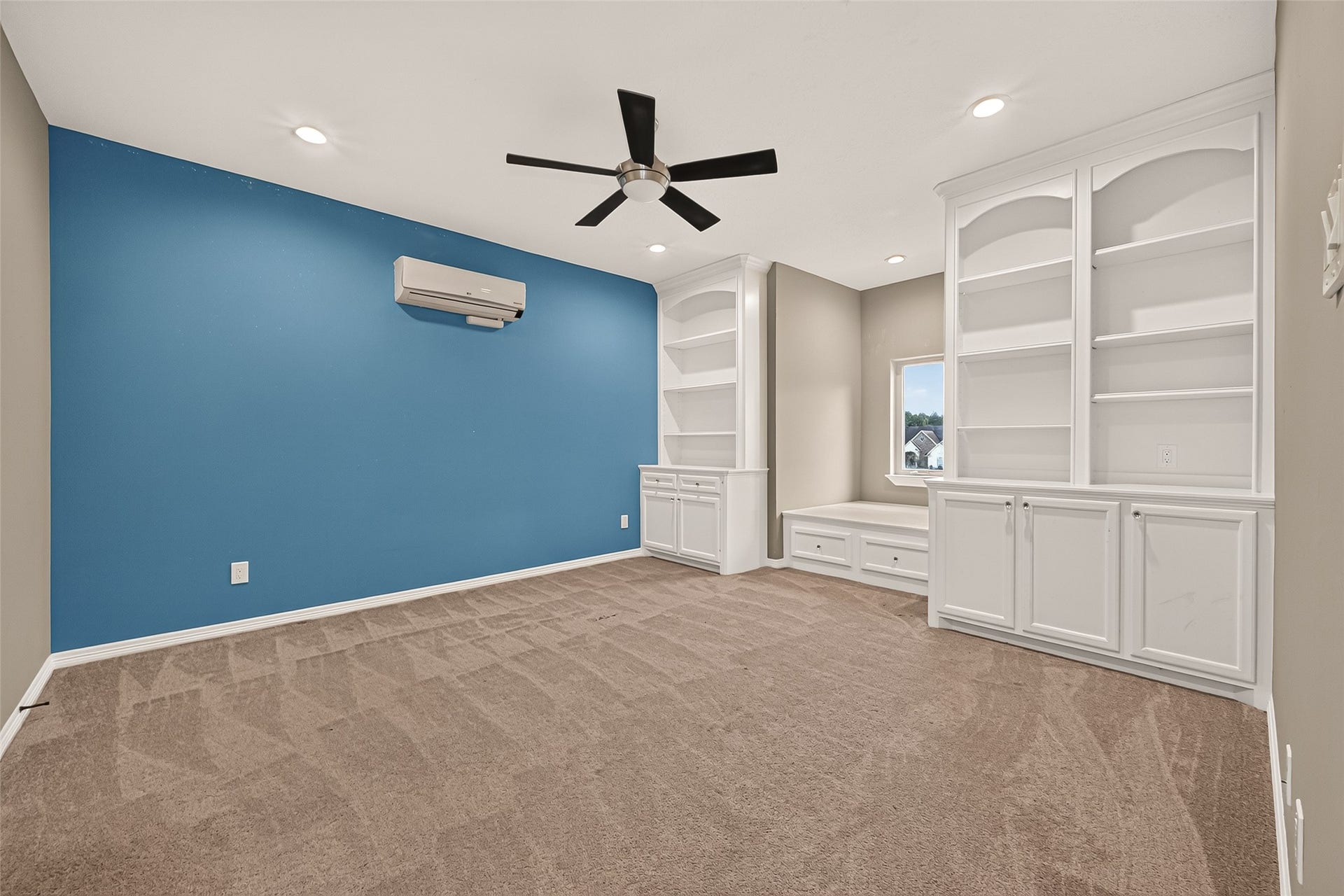 15648 Connie Lane, Montgomery, TX 77316 15648 Connie Lane, Montgomery, TX 77316