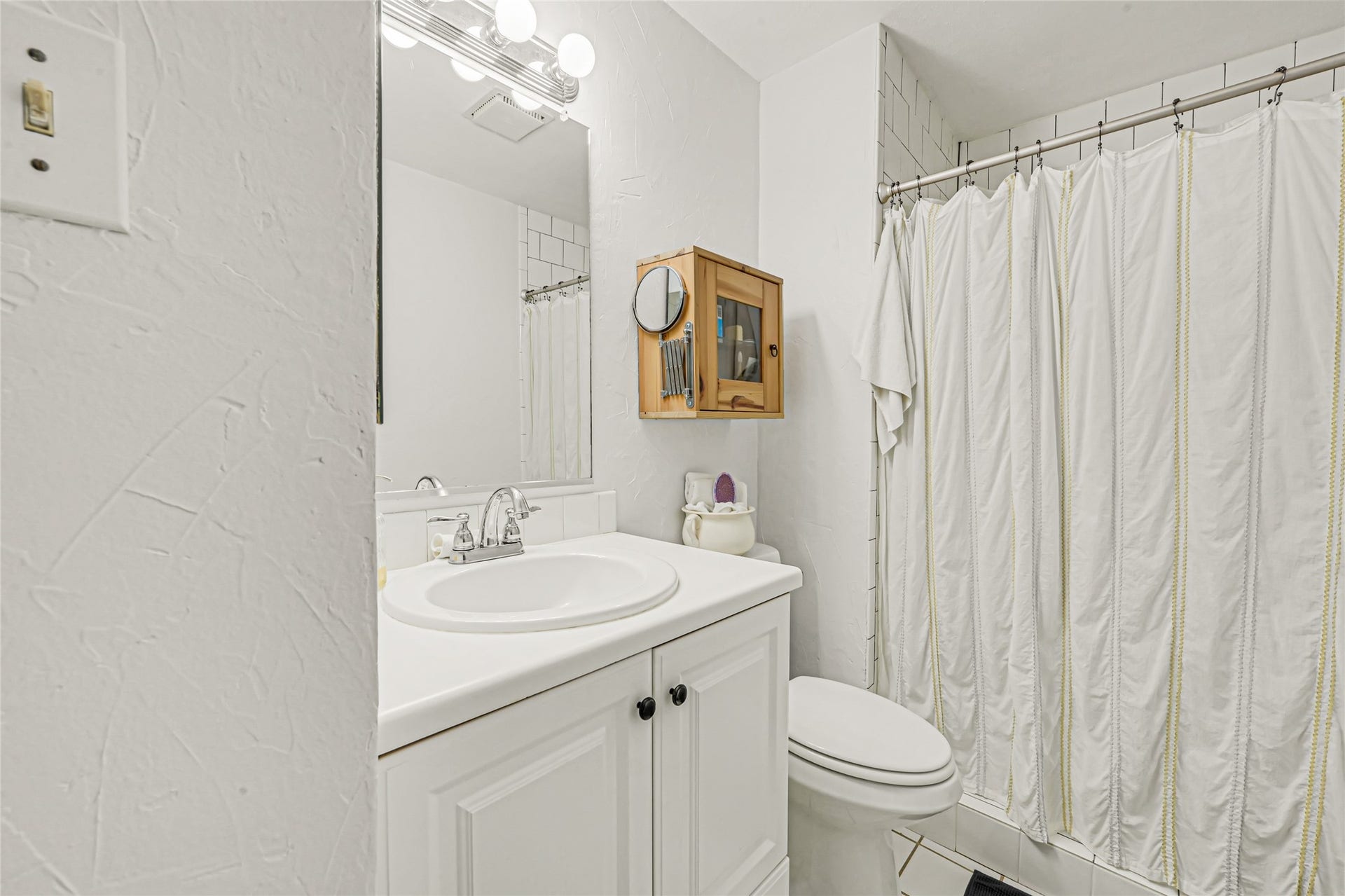 40 Night Hawk Place, Spring, TX 77380 40 Night Hawk Place, Spring, TX 77380