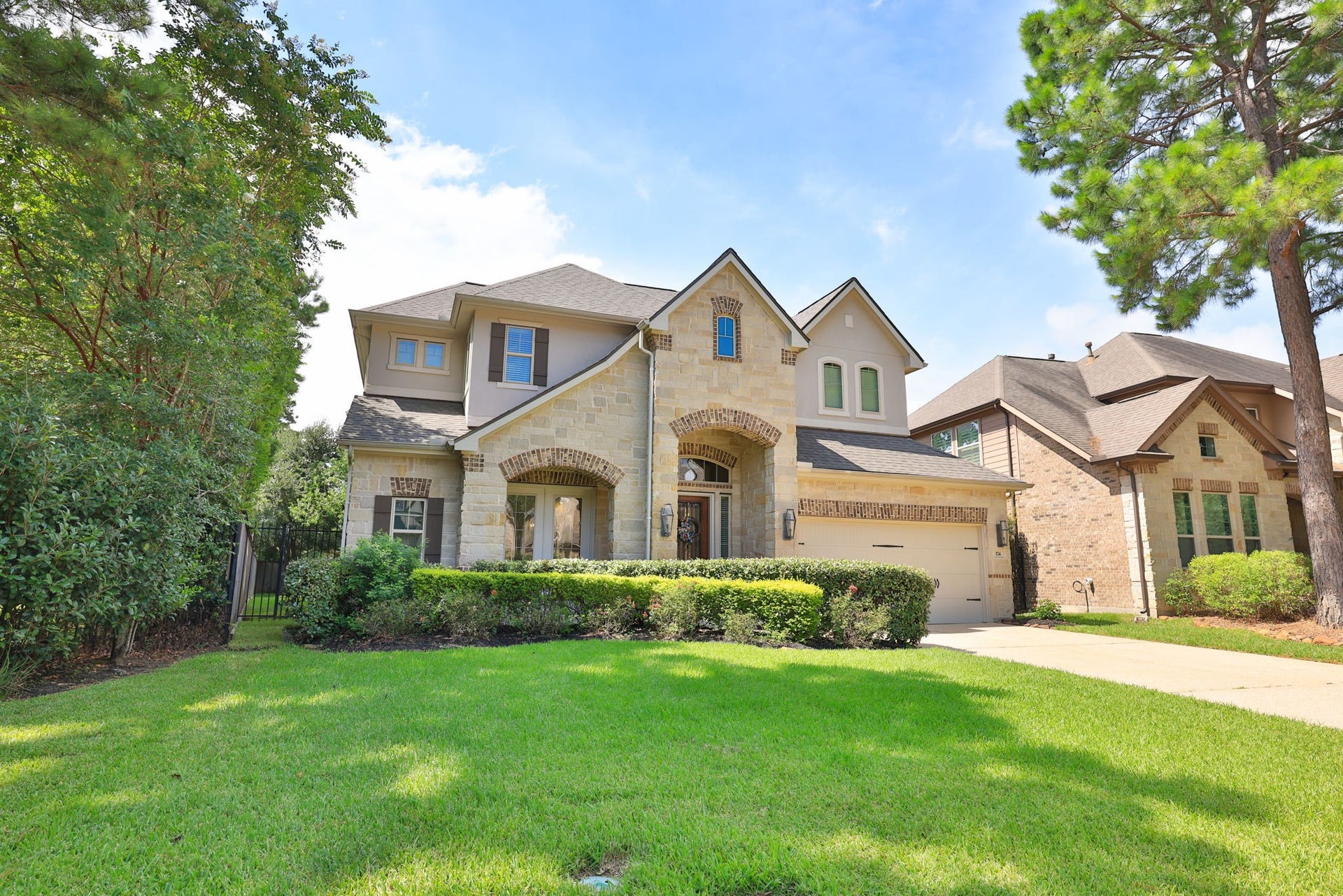 174 Lindenberry Circle, Spring, TX 77389