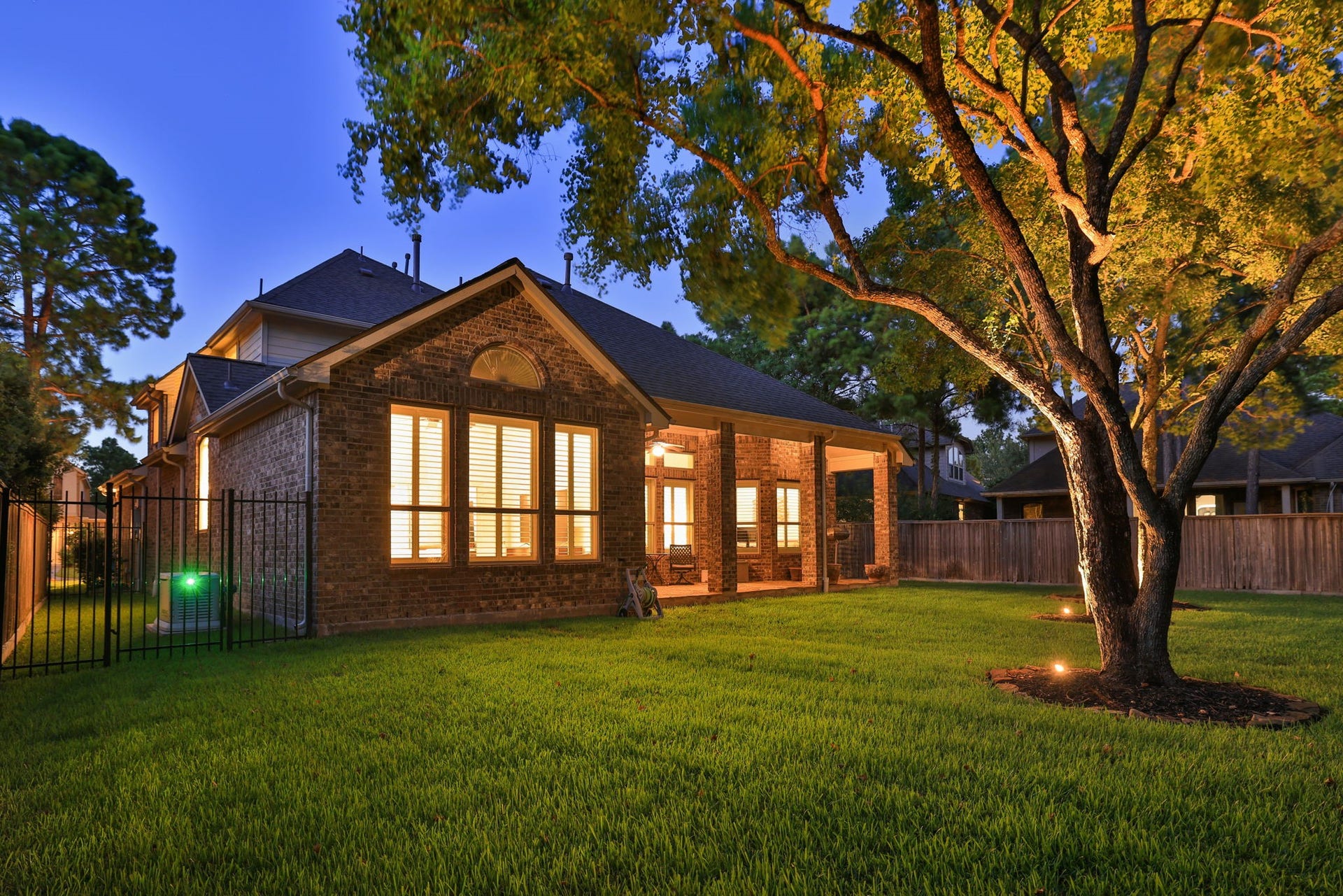 174 Lindenberry Circle, Spring, TX 77389