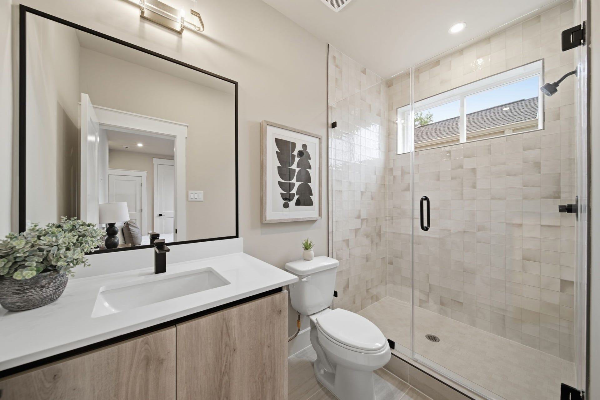 Attached full bath for first floor suite