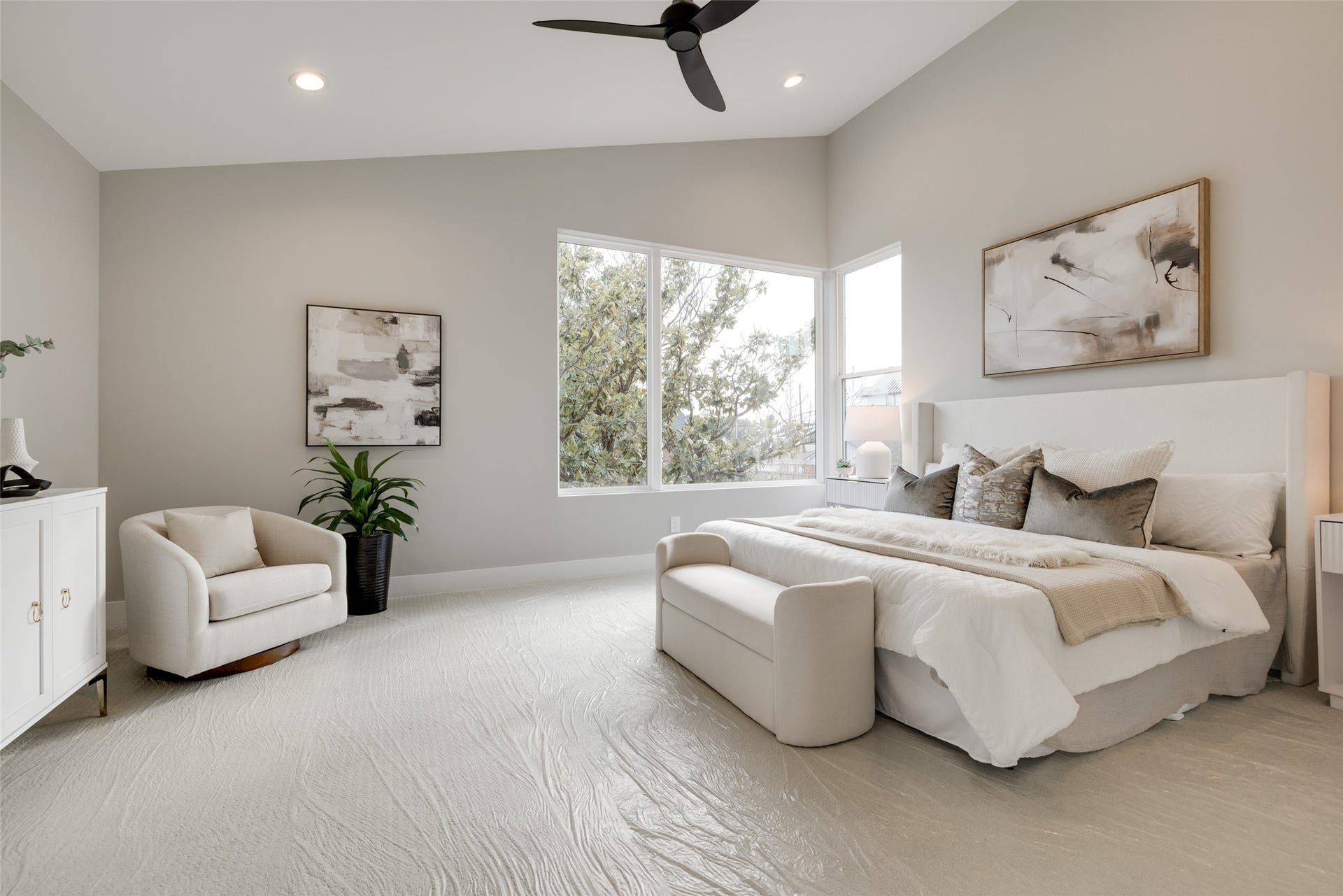 1636 CASTLE Court, Houston, TX 77006