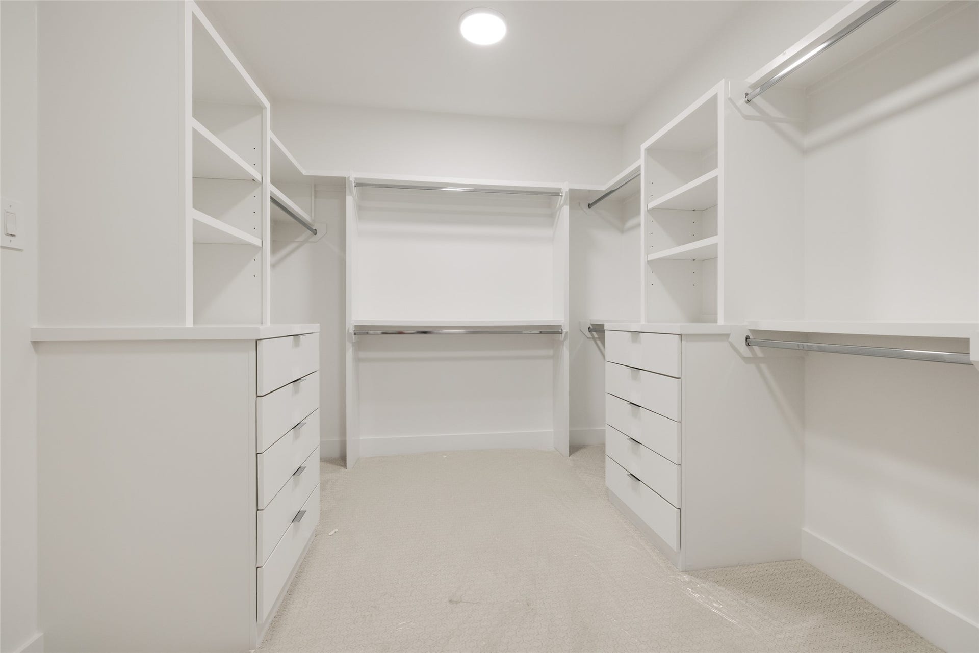 1636 CASTLE Court, Houston, TX 77006