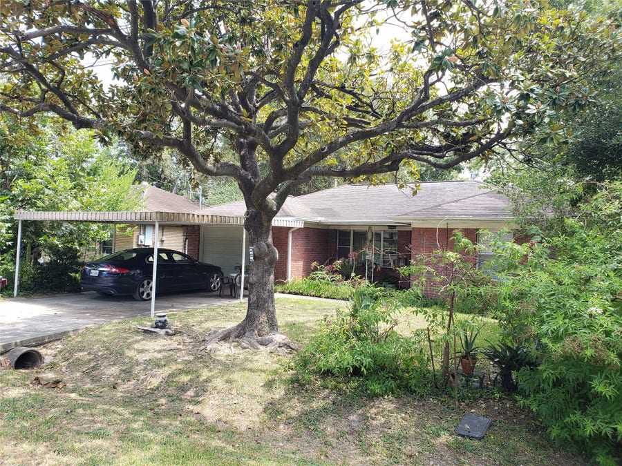 Property photo for 5906 Leon Street, Houston, TX