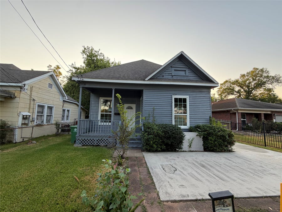 Property photo for 1910 Worms Street, Houston, TX