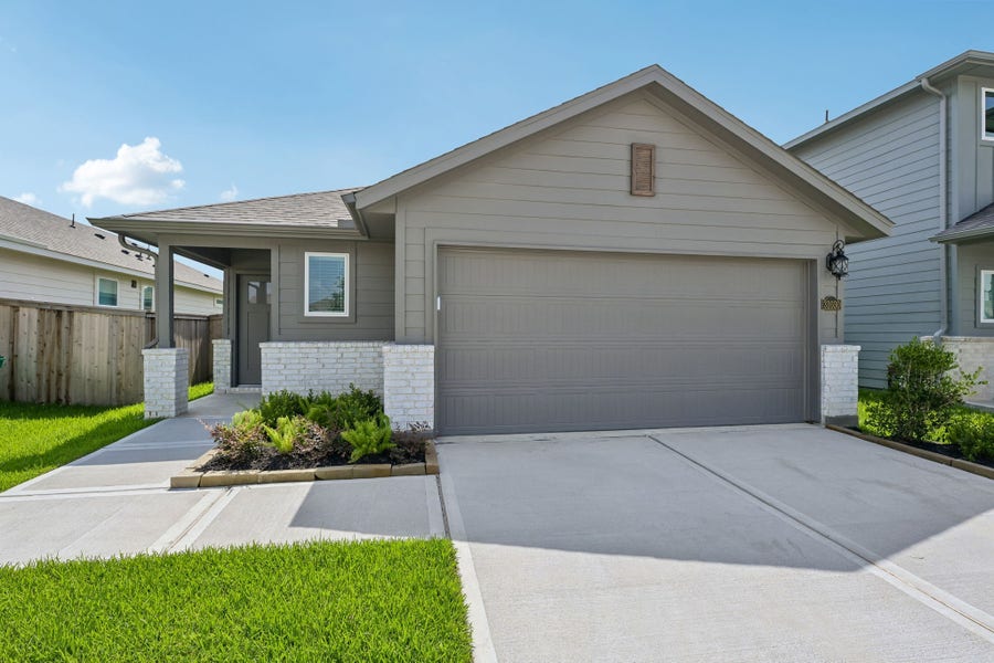 Property photo for 31030 Perdido Valley Lane, Huffman, TX