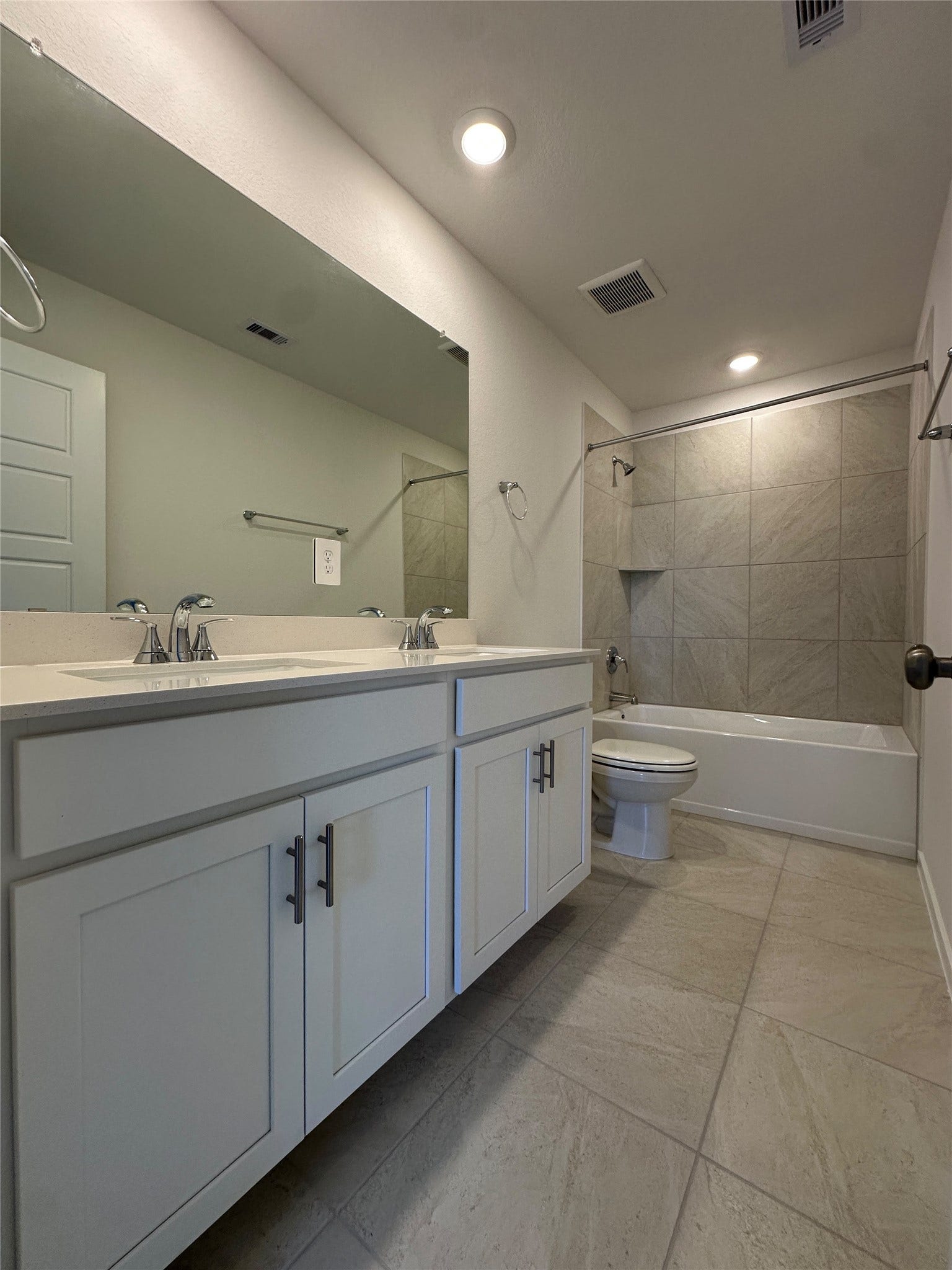387 Sunrise Ranch Drive, Montgomery, TX 77316 387 Sunrise Ranch Drive, Montgomery, TX 77316