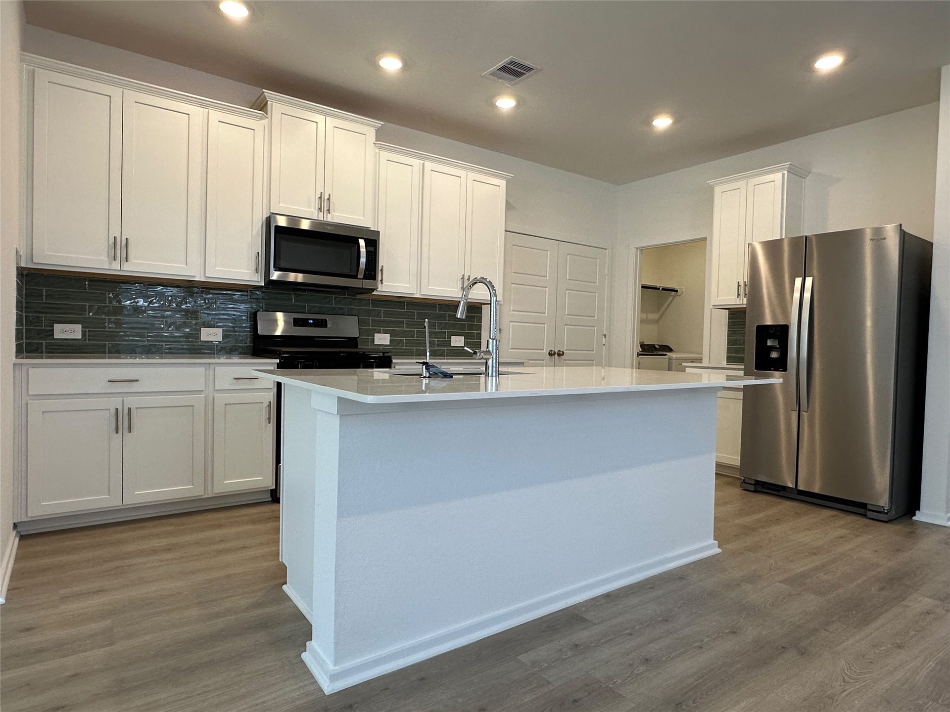387 Sunrise Ranch Drive, Montgomery, TX 77316 387 Sunrise Ranch Drive, Montgomery, TX 77316