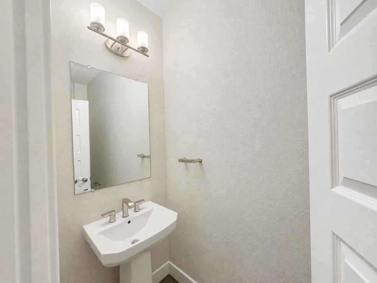 3530 Matterhorn Drive, Katy, TX 77494 3530 Matterhorn Drive, Katy, TX 77494