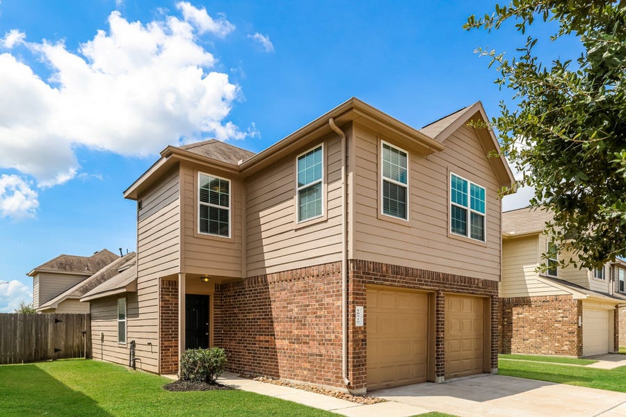 Property photo for 18519 Queesborough Creek, Katy, TX
