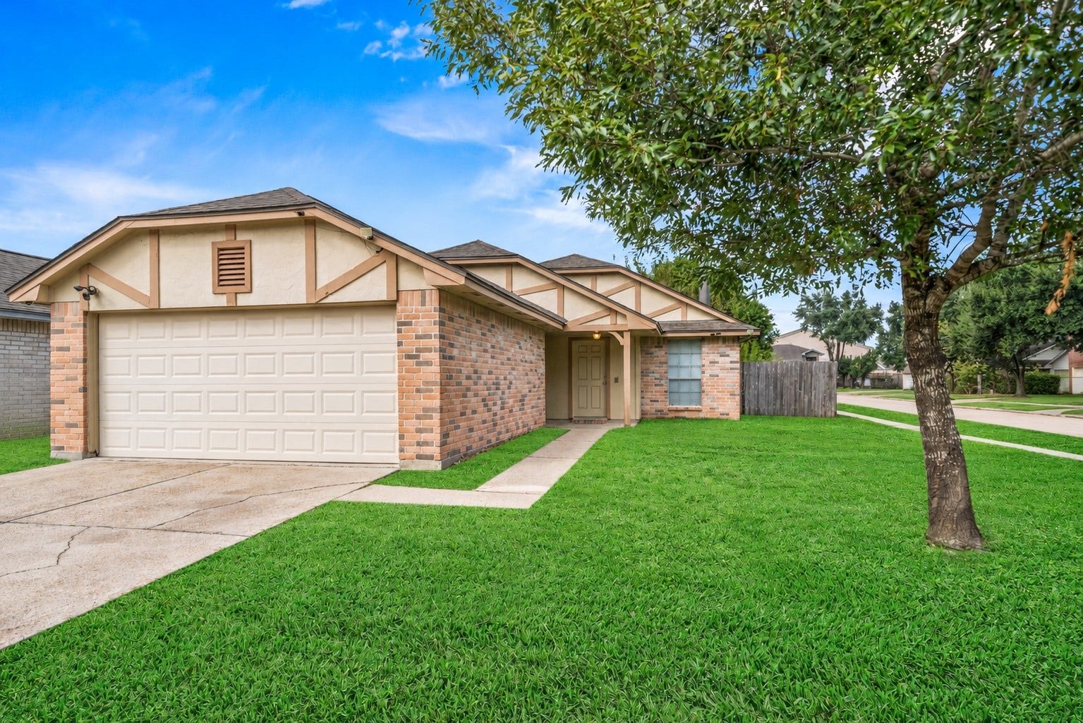 10302 Bushy Creek Drive, Houston, TX 77070
