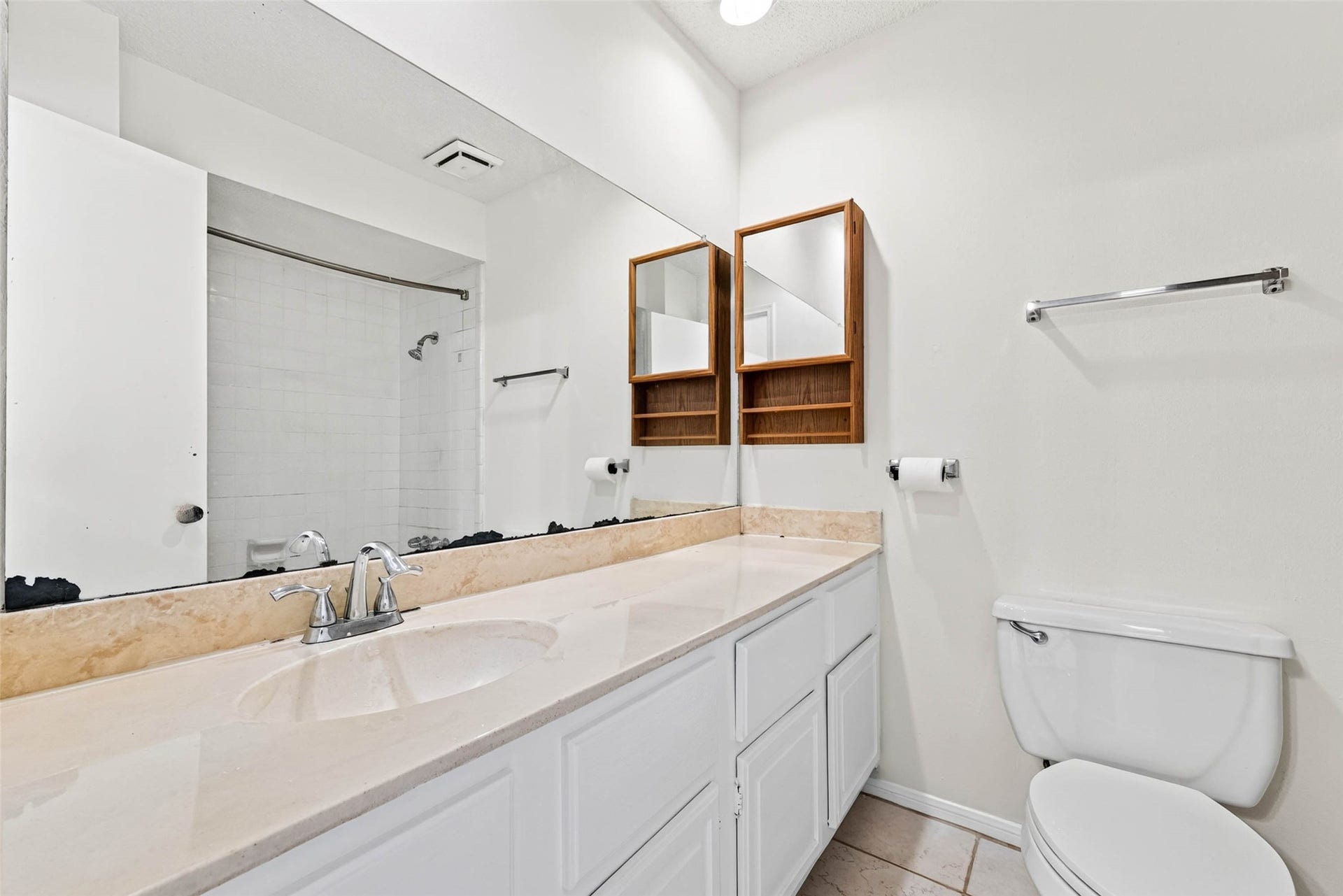 7700 Creekbend Dr, #39, Houston, TX 77071 7700 Creekbend Dr, #39, Houston, TX 77071