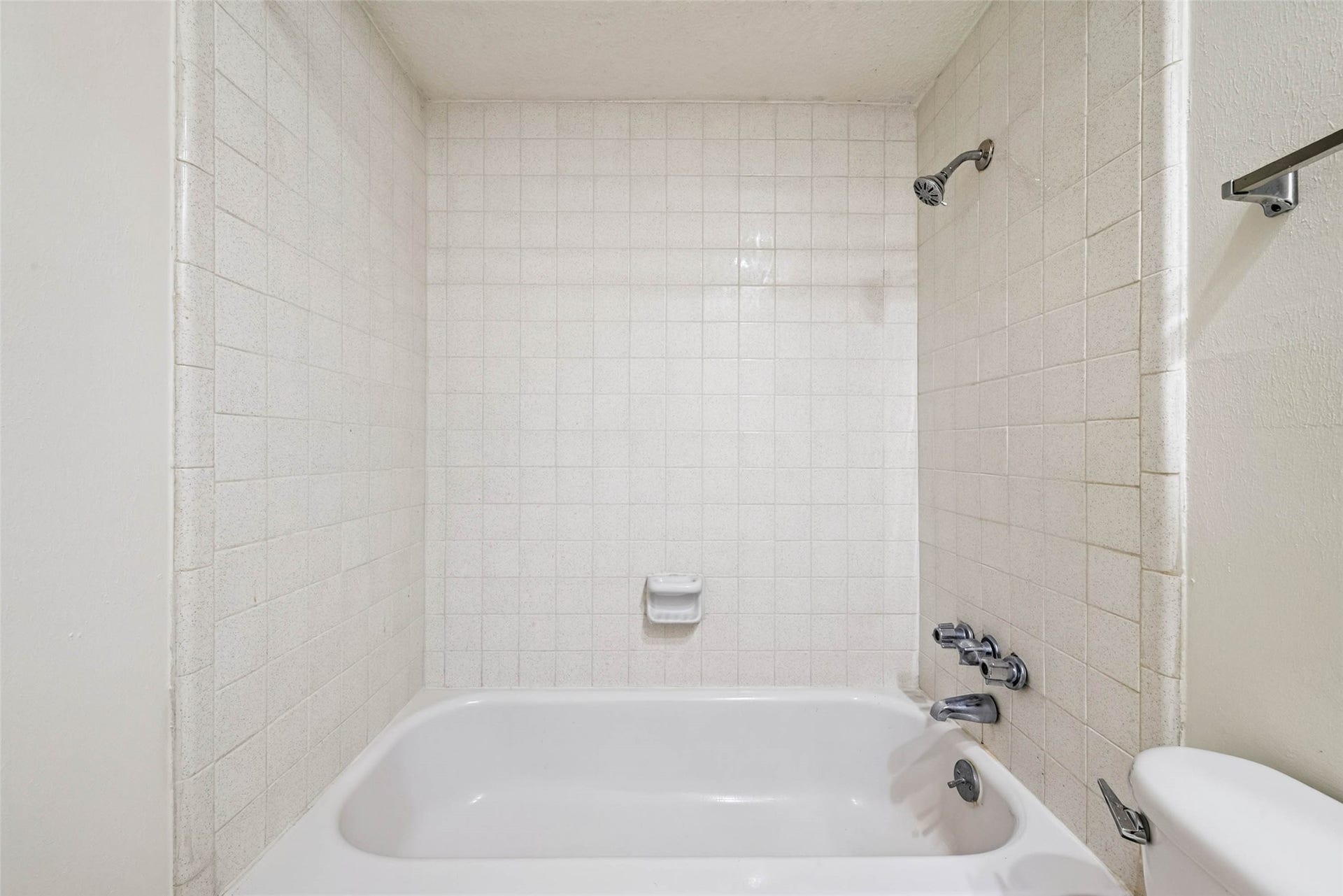 7700 Creekbend Dr, #39, Houston, TX 77071 7700 Creekbend Dr, #39, Houston, TX 77071