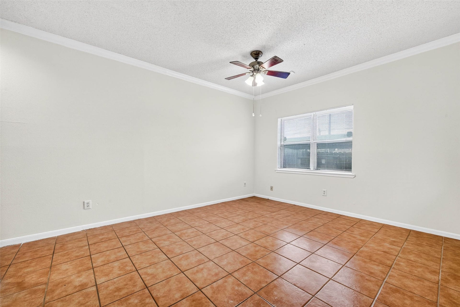 7700 Creekbend Dr, #39, Houston, TX 77071 7700 Creekbend Dr, #39, Houston, TX 77071