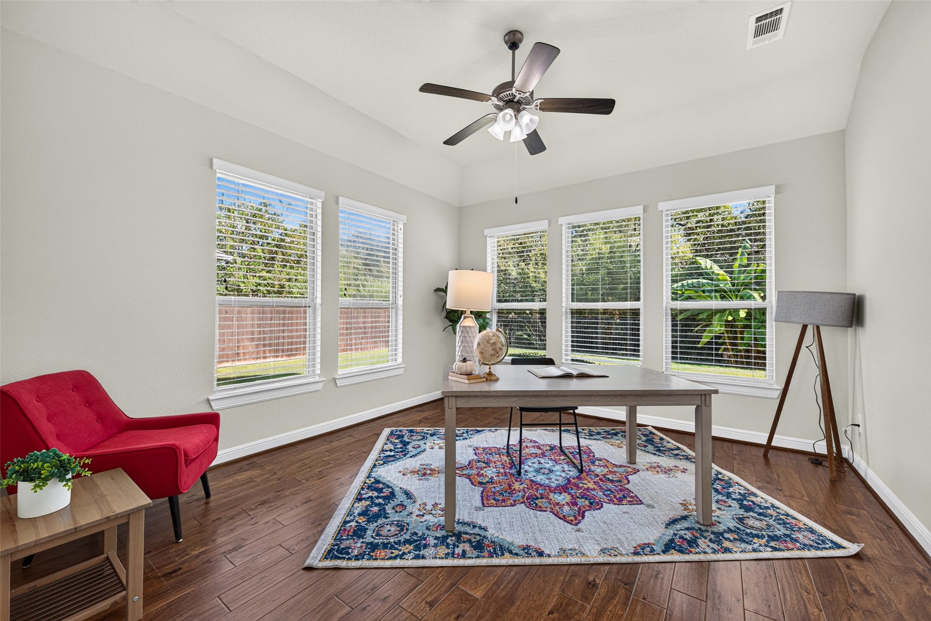 5811 Caper Shores Lane, Sugar Land, TX 77479 Private study offering a peaceful workspace with a beautiful view of the backyard.