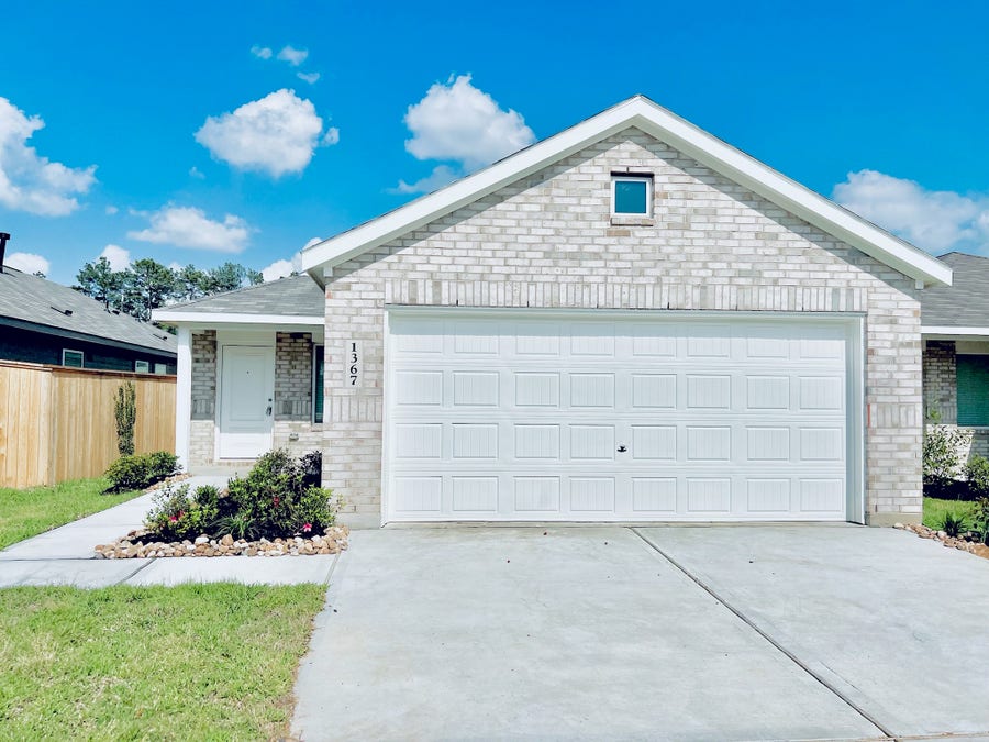 Property photo for 1367 Diamond Carnation Drive, Conroe, TX