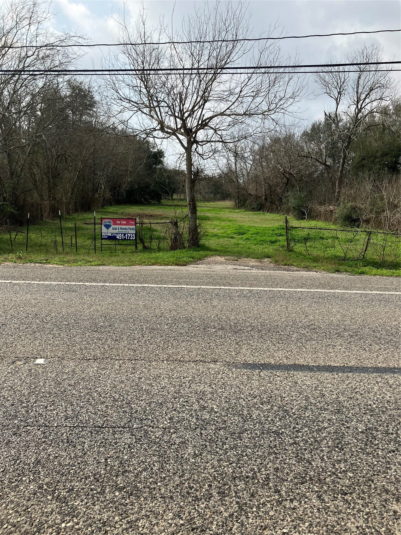 5719 Highway 6, Hitchcock, TX 77563 5719 Highway 6, Hitchcock, TX 77563