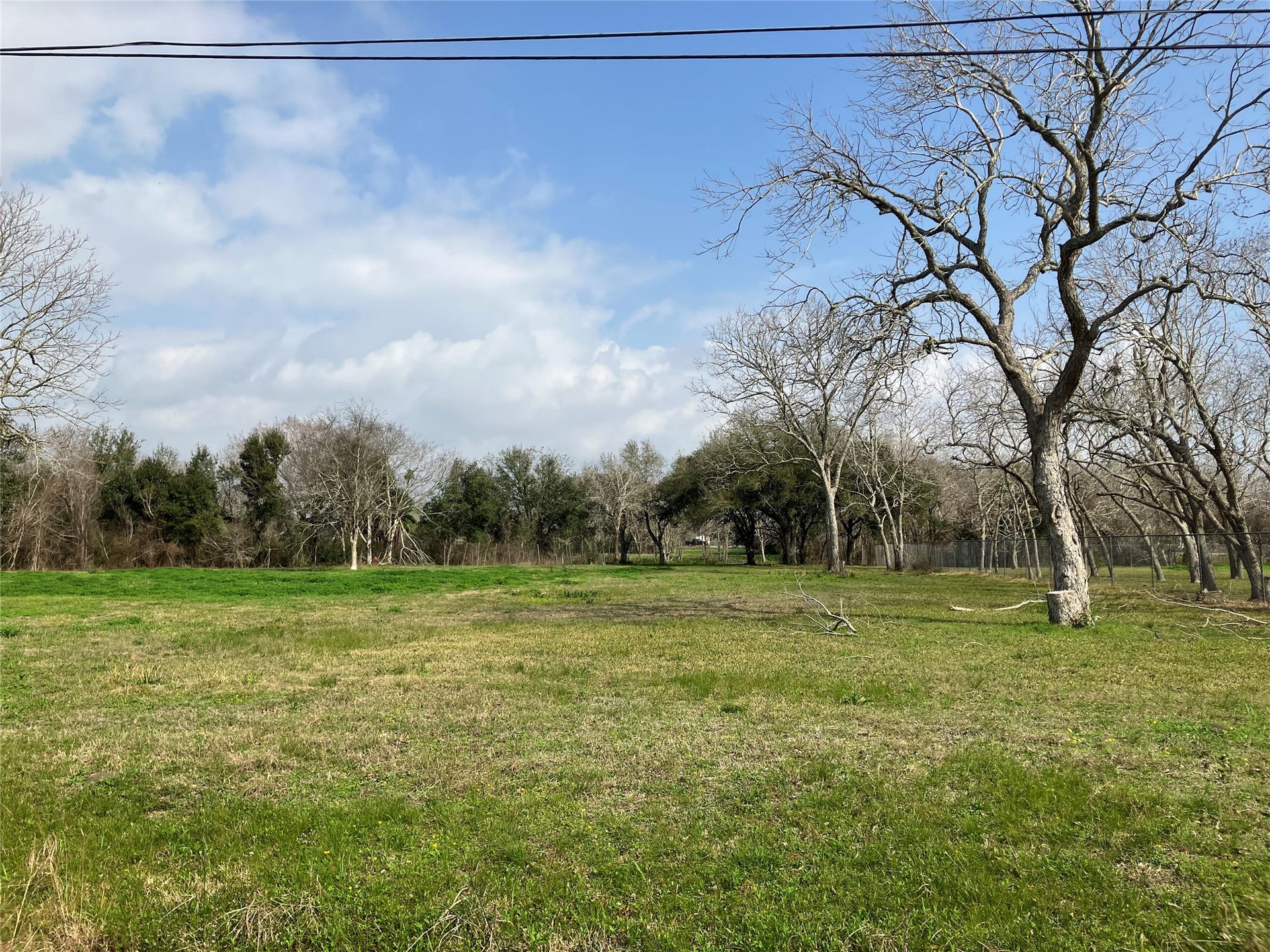 5719 Highway 6, Hitchcock, TX 77563 5719 Highway 6, Hitchcock, TX 77563