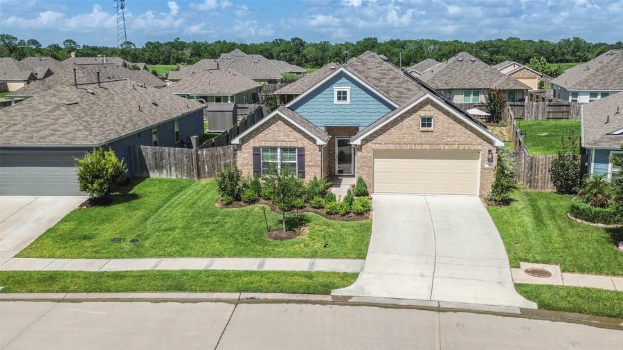 Property photo for 1187 Cavalry Junction Drive, Alvin, TX