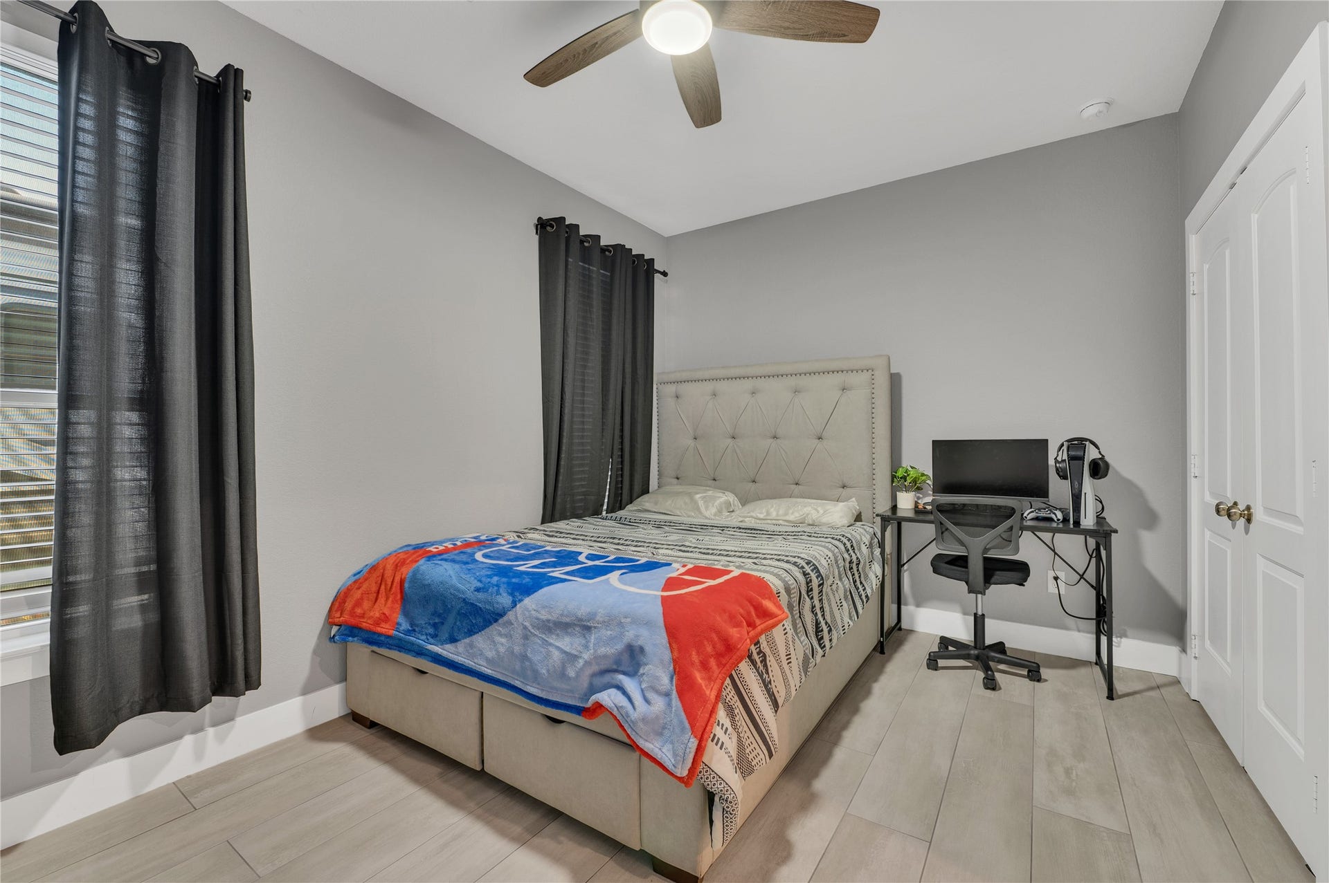 171 Foxshire Lane, Houston, TX 77047 171 Foxshire Lane, Houston, TX 77047