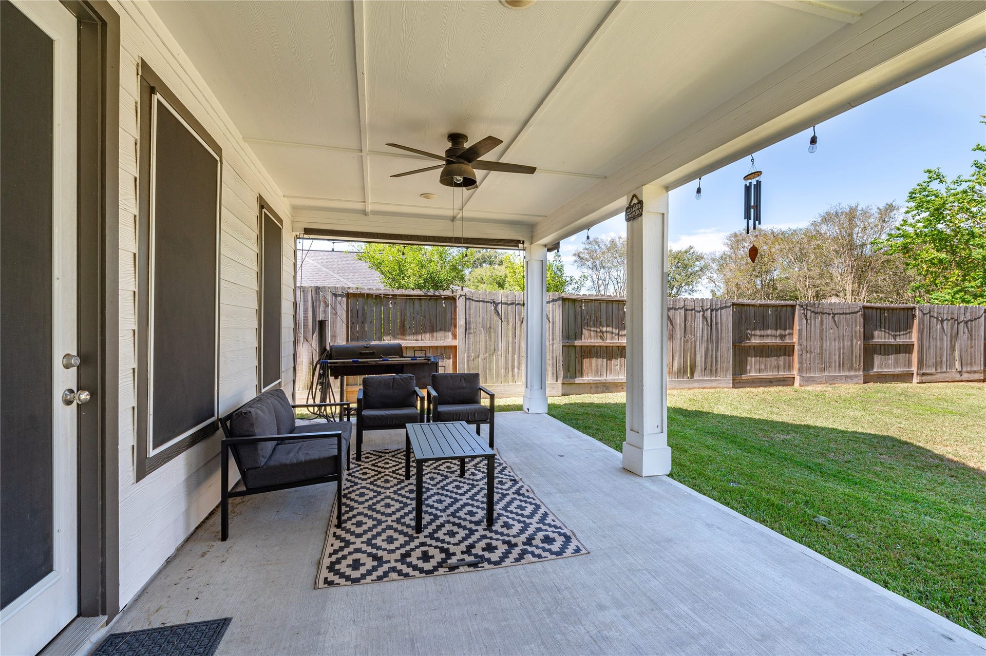 171 Foxshire Lane, Houston, TX 77047 171 Foxshire Lane, Houston, TX 77047
