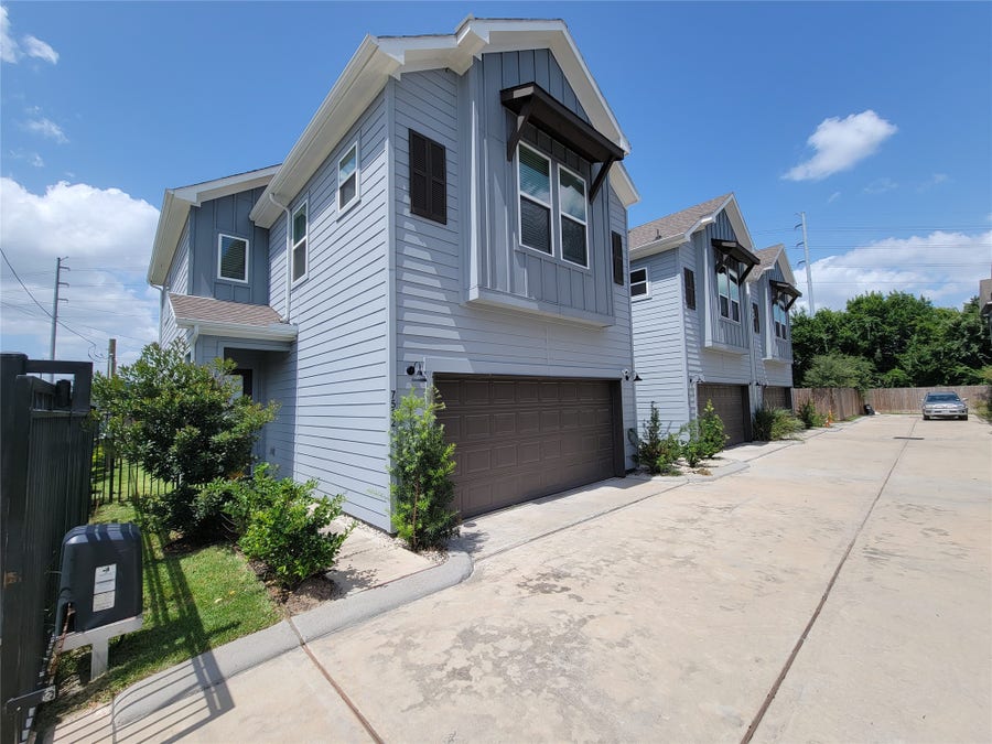 Property photo for 7522 Sandle, Houston, TX