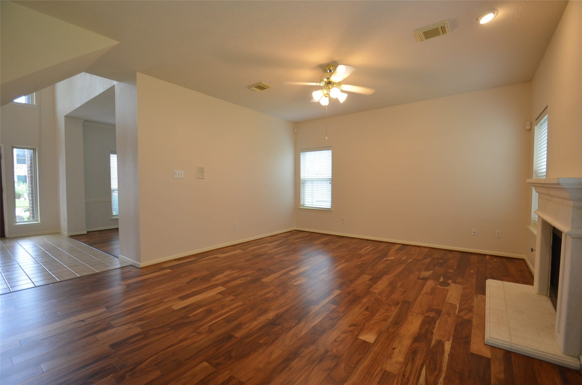 1504 Pine Grove Lane, Pearland, TX 77581 1504 Pine Grove Lane, Pearland, TX 77581