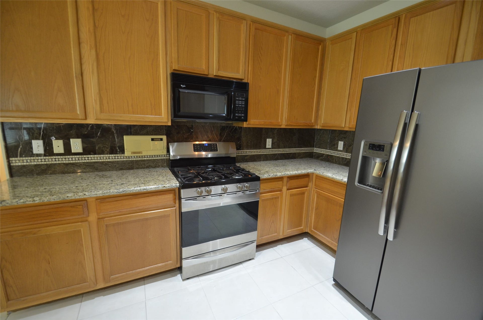 1504 Pine Grove Lane, Pearland, TX 77581 1504 Pine Grove Lane, Pearland, TX 77581