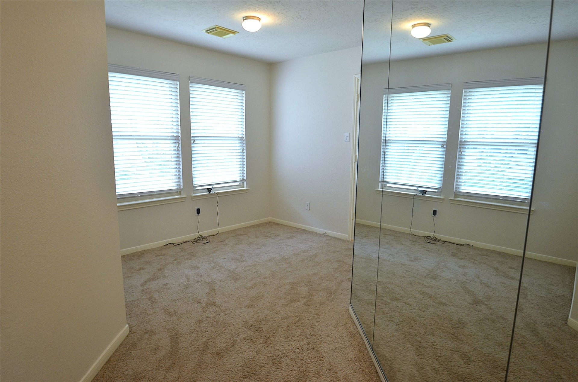 1504 Pine Grove Lane, Pearland, TX 77581 1504 Pine Grove Lane, Pearland, TX 77581