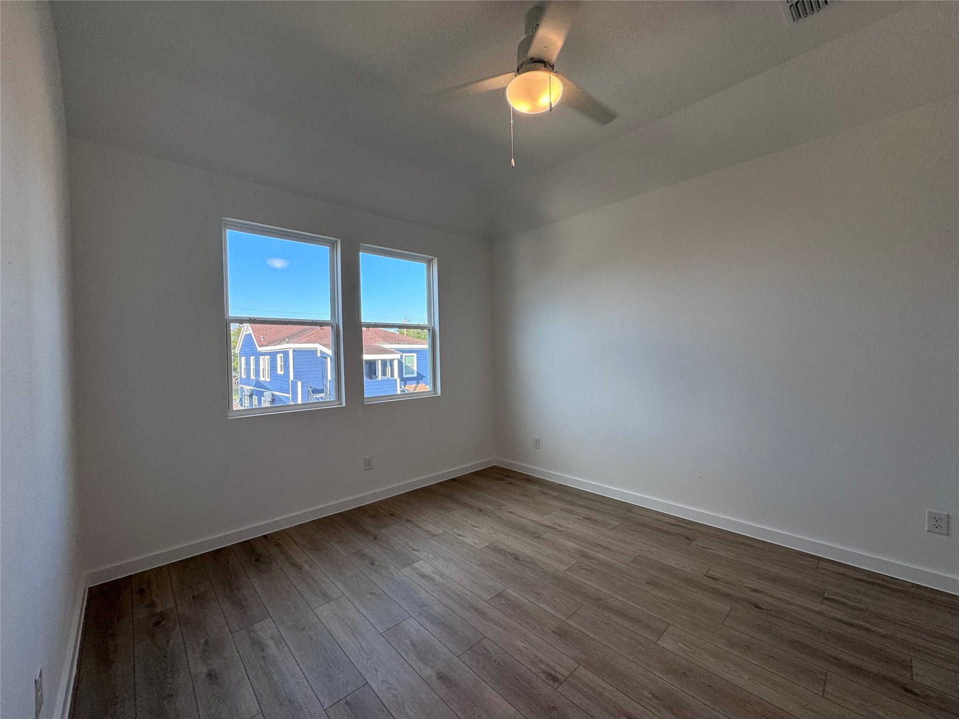 3107 Dennis Street, Houston, TX 77004 3107 Dennis Street, Houston, TX 77004