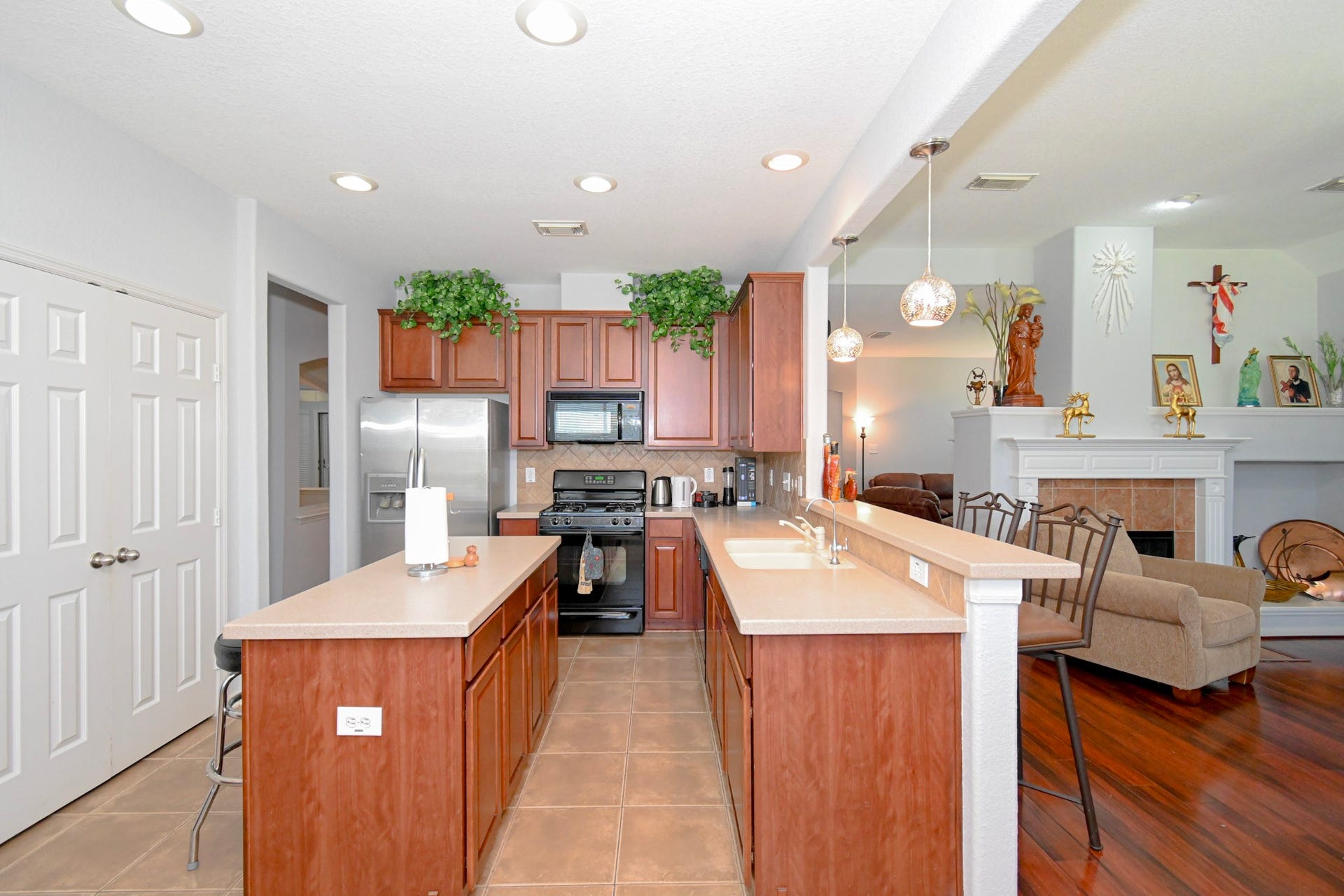 11414 Sleepy Hollow Trail Lane, Houston, TX 77089 11414 Sleepy Hollow Trail Lane, Houston, TX 77089