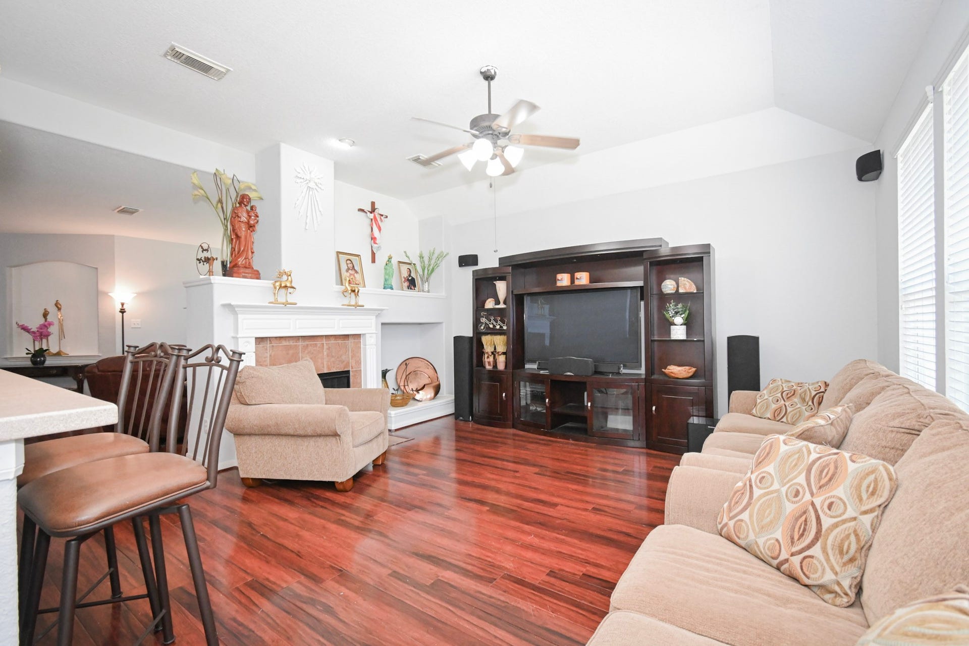 11414 Sleepy Hollow Trail Lane, Houston, TX 77089 Living area