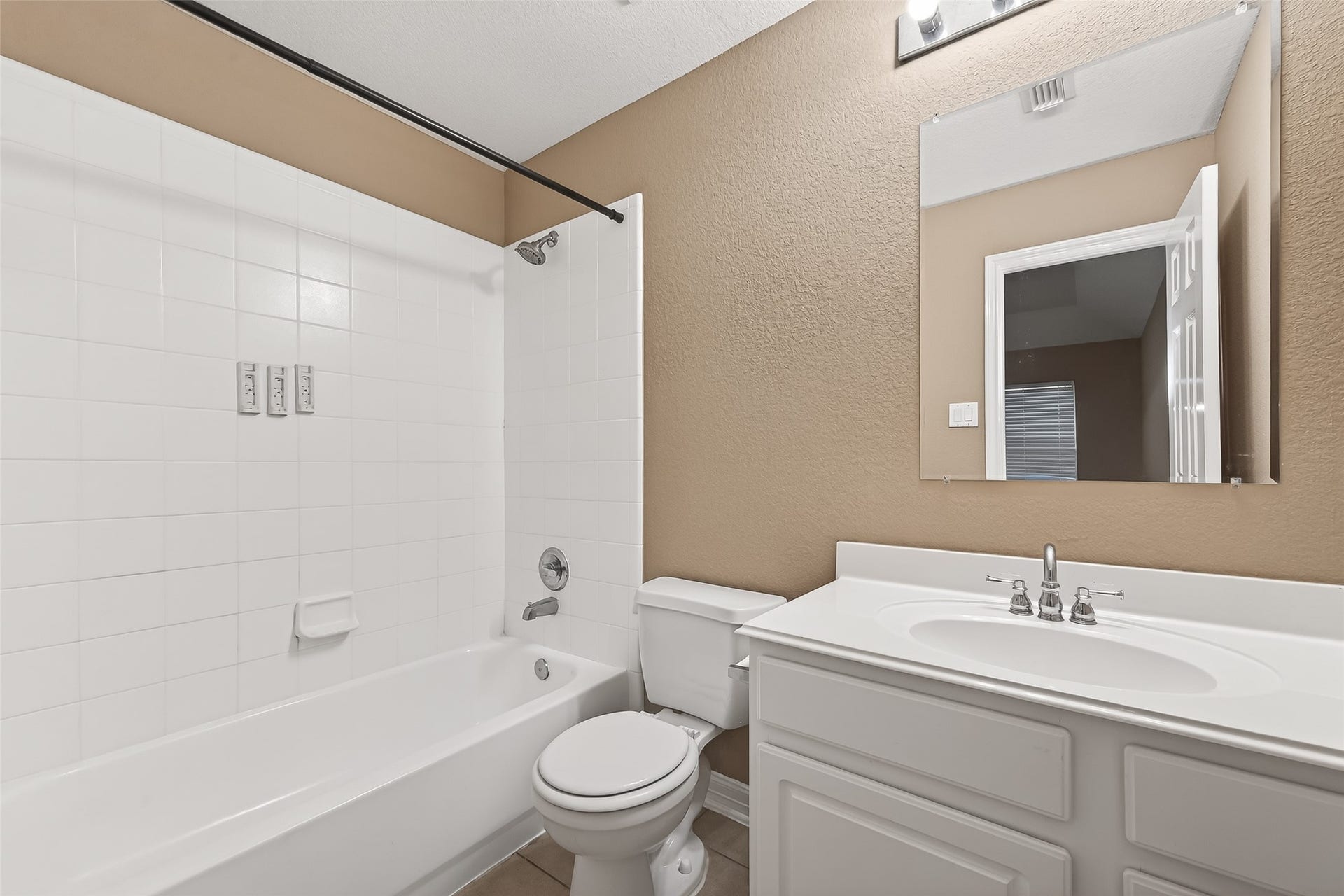 21103 Falcon Creek Court, Richmond, TX 77406 21103 Falcon Creek Court, Richmond, TX 77406