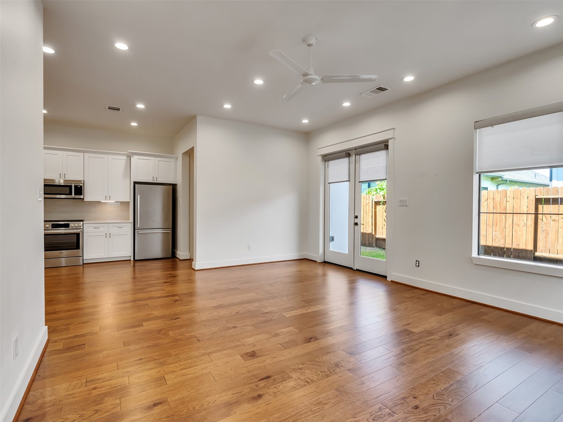 10330 Grove Row Avenue, Richmond, TX 77407 10330 Grove Row Avenue, Richmond, TX 77407