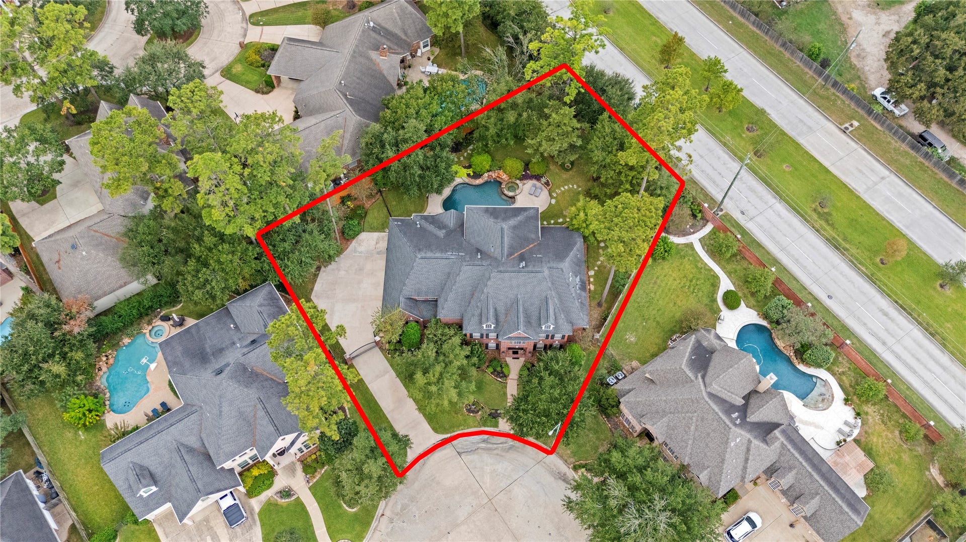 13915 Springmint Drive, Cypress, TX 77429 Another aerial photo of property. Redlines are approximate.