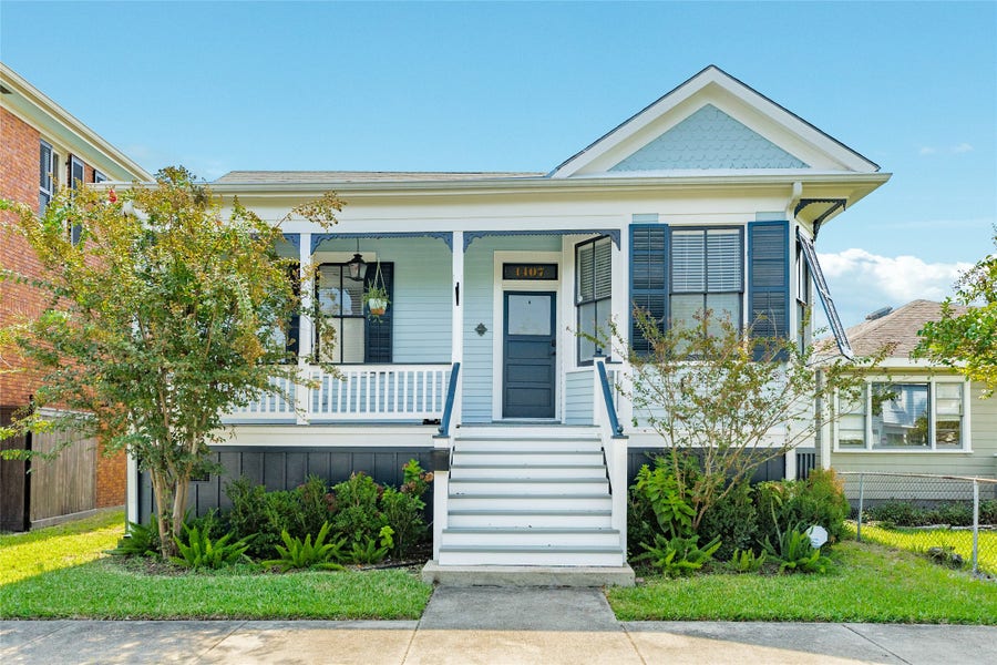 Property photo for 1407 Winnie Street, Galveston, TX