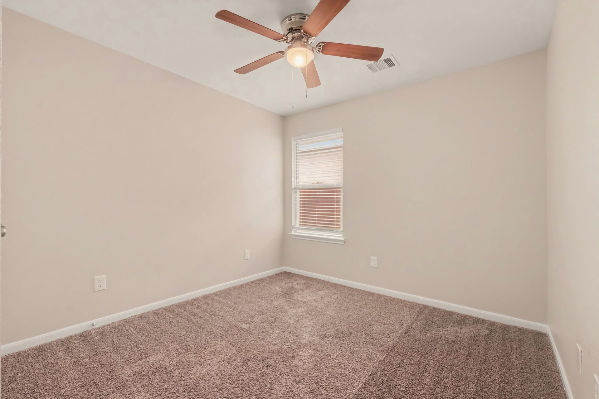 199 Brocks Lane, Montgomery, TX 77356 199 Brocks Lane, Montgomery, TX 77356