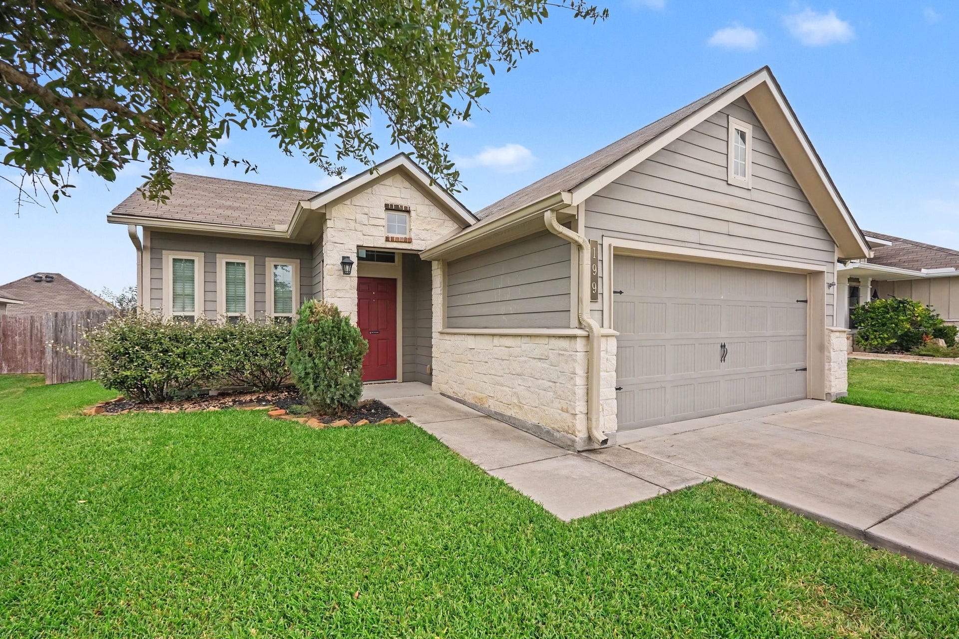 199 Brocks Lane, Montgomery, TX 77356 199 Brocks Lane, Montgomery, TX 77356
