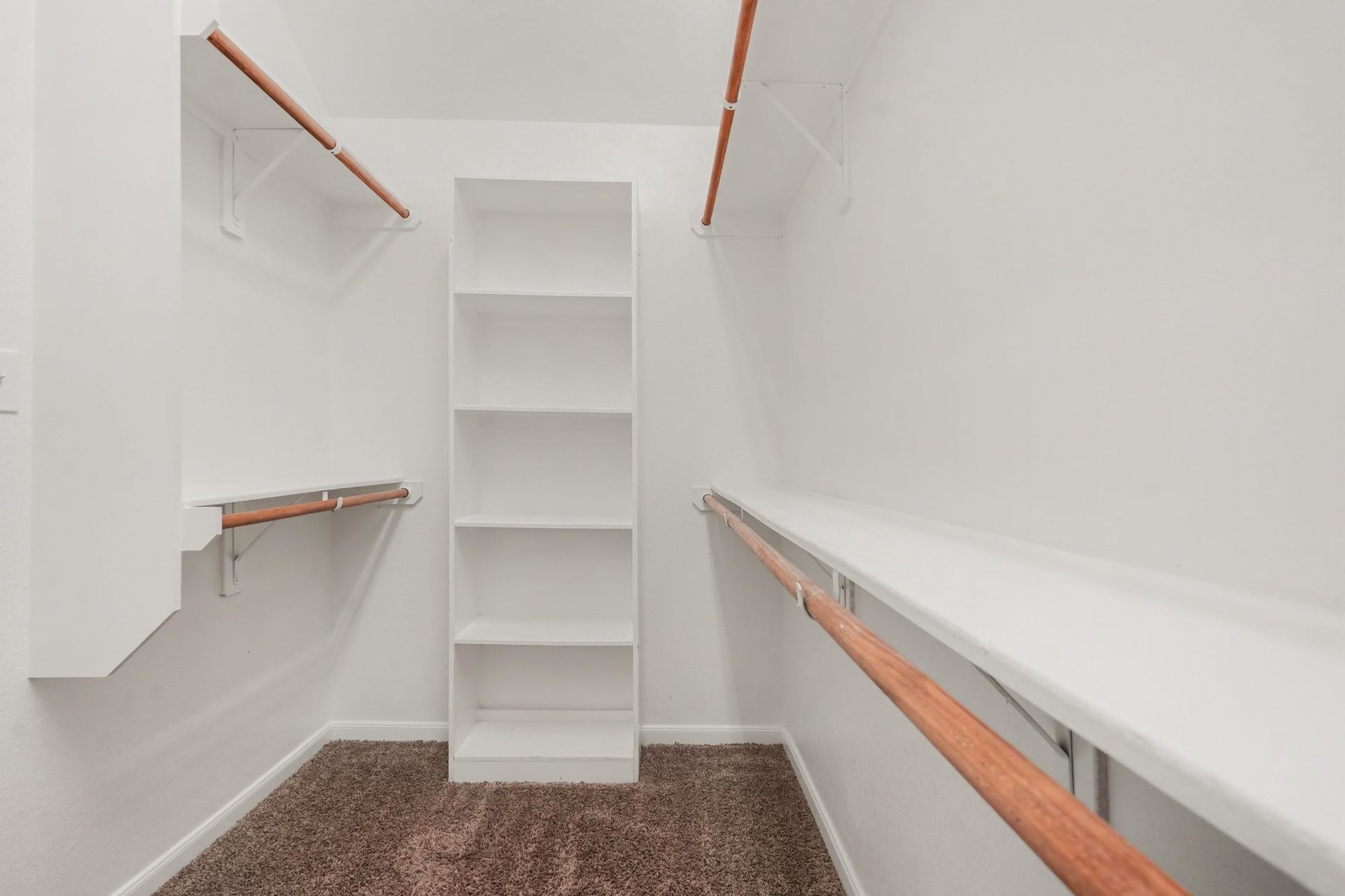 199 Brocks Lane, Montgomery, TX 77356 199 Brocks Lane, Montgomery, TX 77356