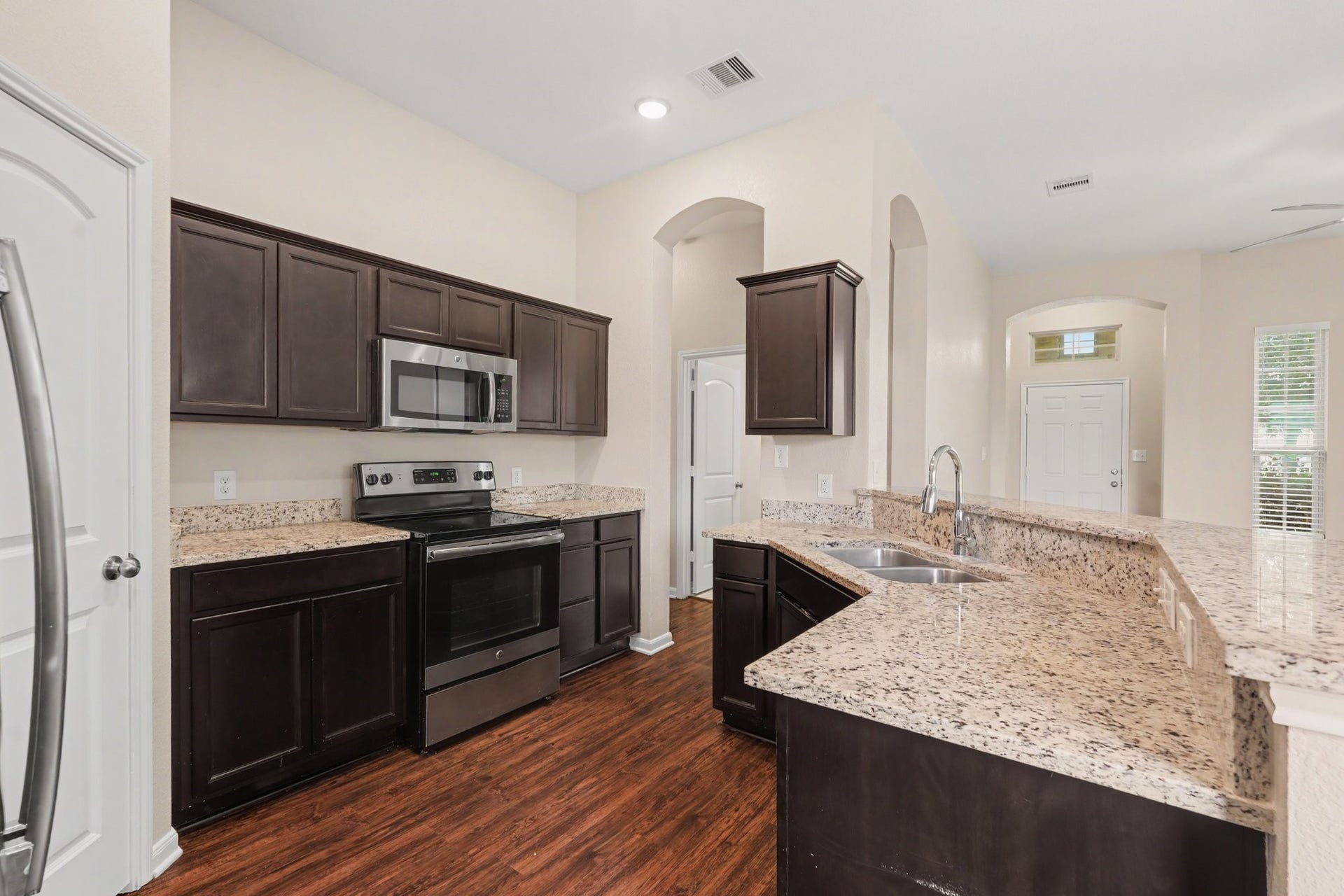 199 Brocks Lane, Montgomery, TX 77356 199 Brocks Lane, Montgomery, TX 77356