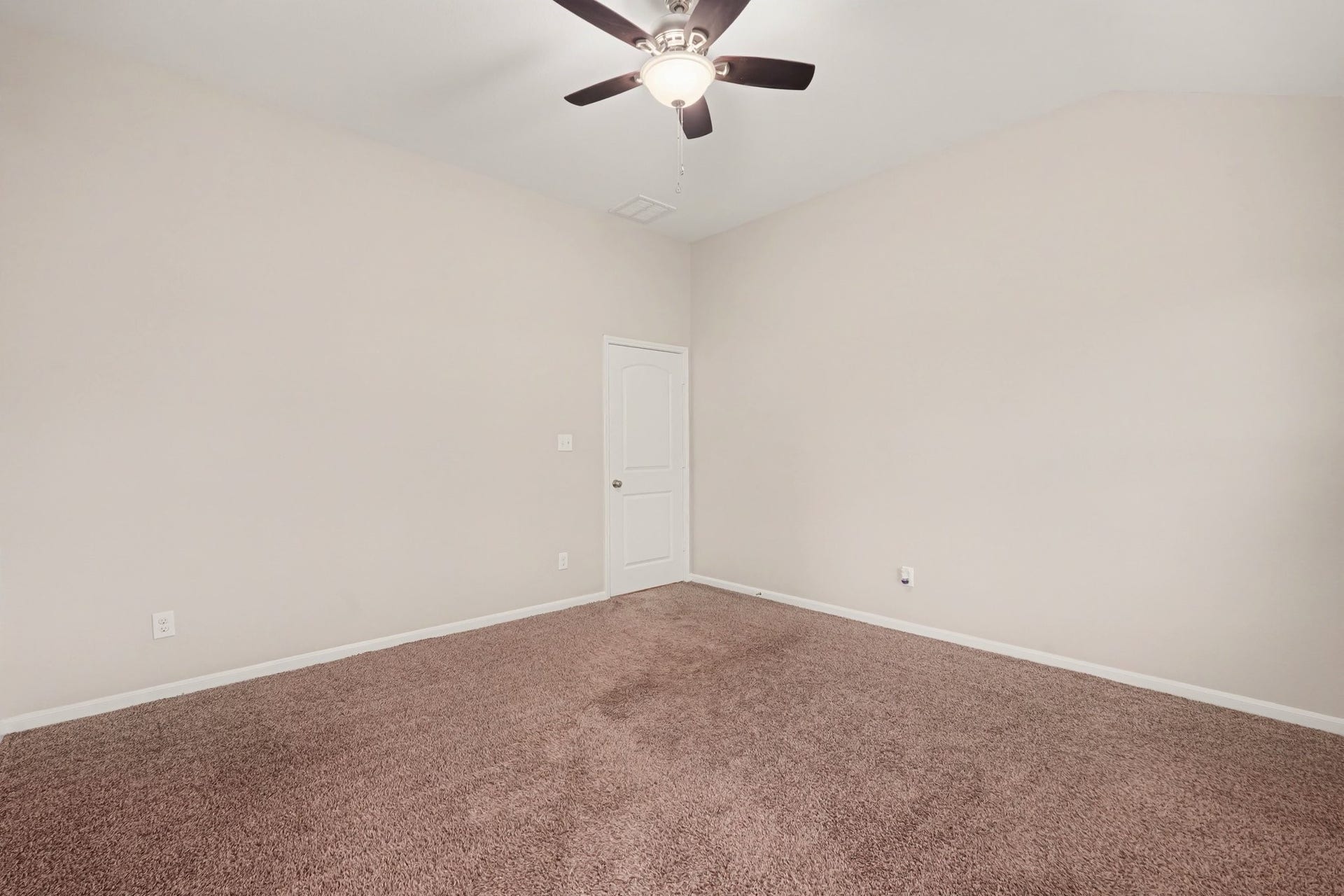 199 Brocks Lane, Montgomery, TX 77356 199 Brocks Lane, Montgomery, TX 77356