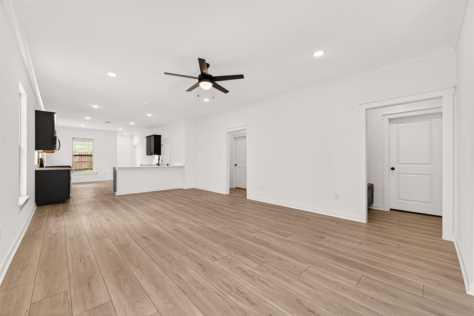 12959 Daniel Springs Lane, Magnolia, TX 77354