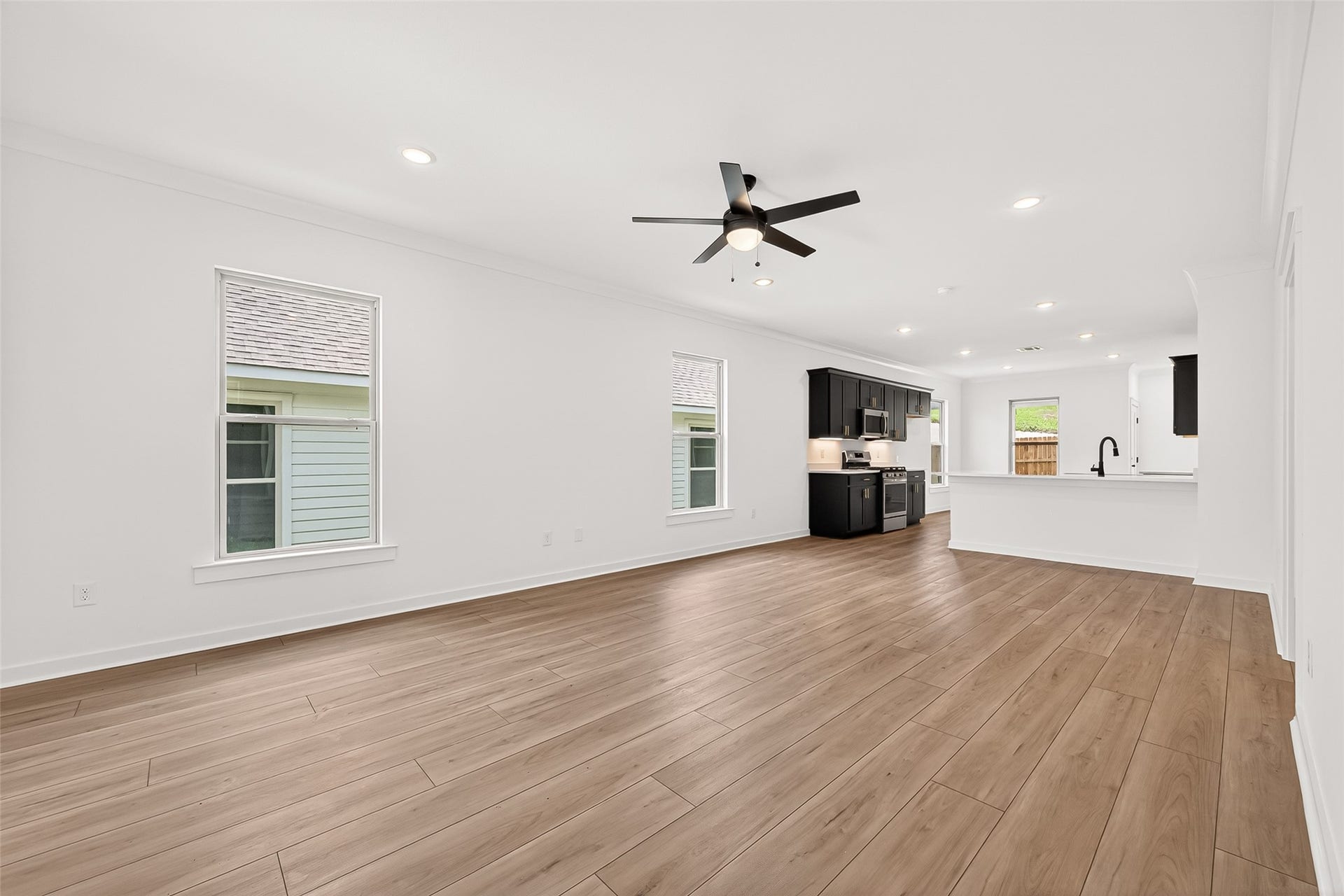 12959 Daniel Springs Lane, Magnolia, TX 77354