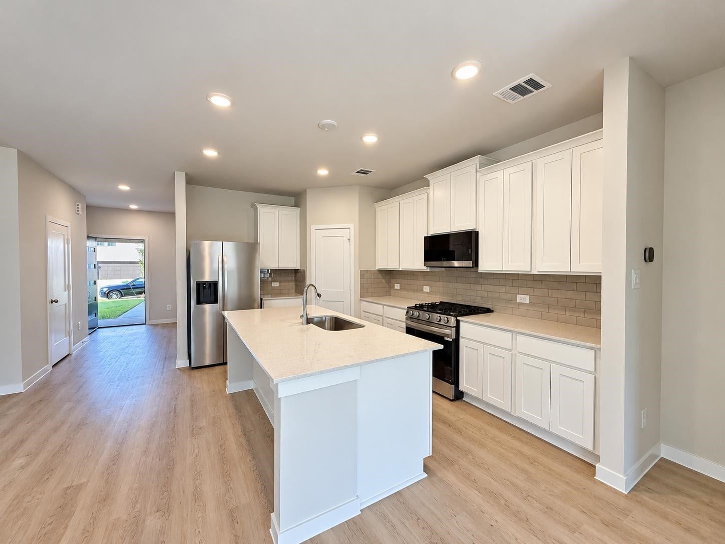 7734 Bergamot Circle, Magnolia, TX 77354 7734 Bergamot Circle, Magnolia, TX 77354